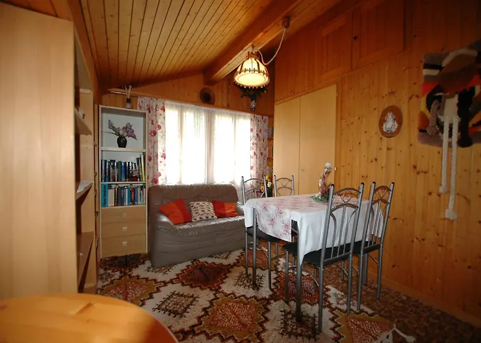 Feriehus In With Jungfrau Views *